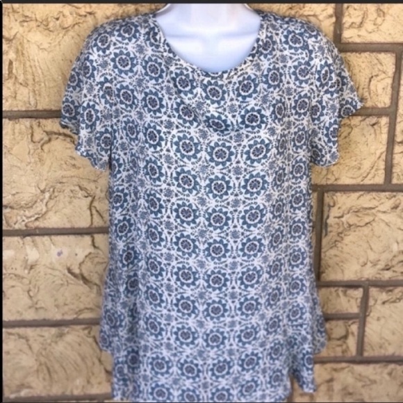 Loft Floral Blouse Flutter Sleeve Top Oversized Size XSP / NWOT - Picture 8 of 10
